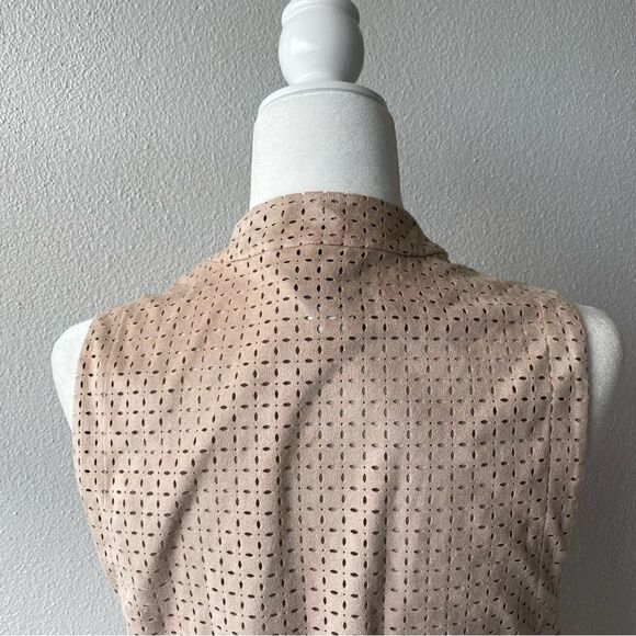 Lysse Open Front Vest Faux Suede Tan Perforated Tunic SZ S - Picture 9 of 11